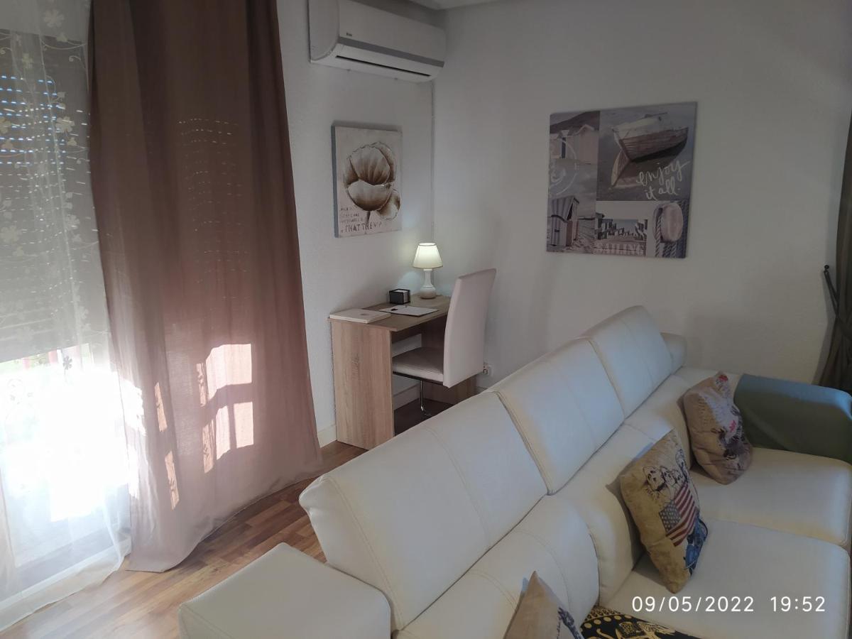 Appartement Piso Navas à Navas de San Antonio Extérieur photo
