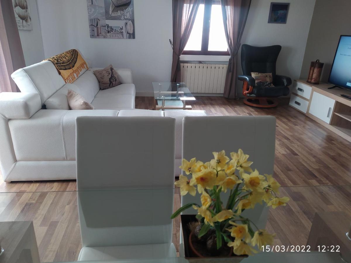 Appartement Piso Navas à Navas de San Antonio Extérieur photo
