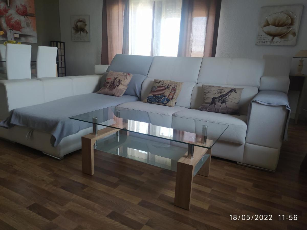 Appartement Piso Navas à Navas de San Antonio Extérieur photo