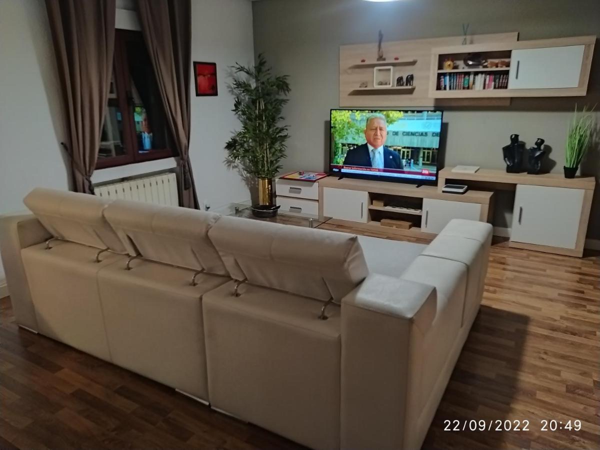 Appartement Piso Navas à Navas de San Antonio Extérieur photo